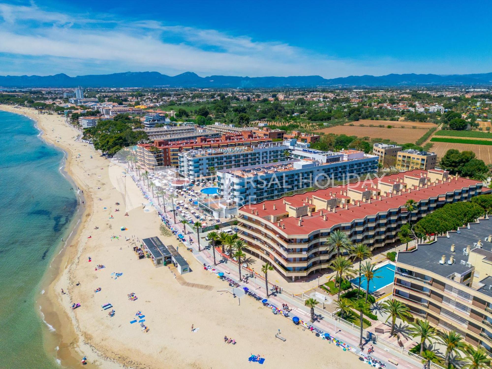 Uhc Sol De Espana Cambrils Luaran gambar